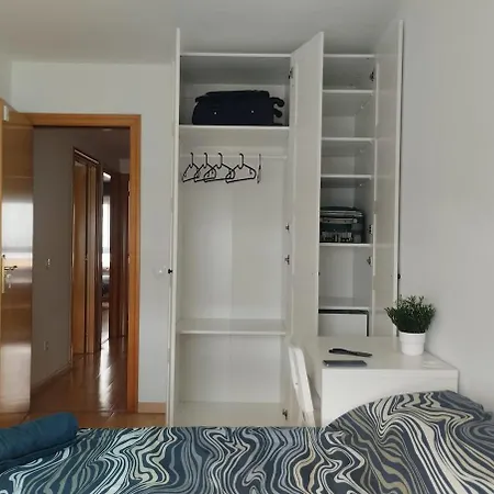 Apartment De 5 Hab-s5 *